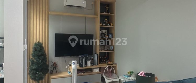 Nice and Neat Fully Furnished House in Sector 1 E Gading Serpong 1