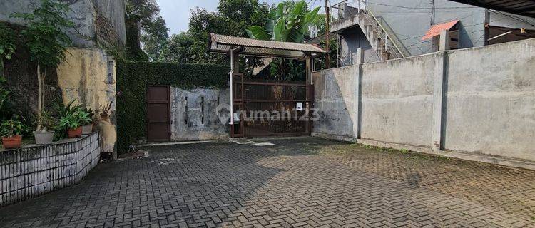 Rumah Luas Jl Kanayakan Dago Bisa Jadi Kos Kost 1