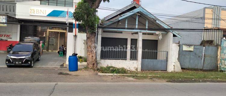 Rumah Strategis di Jl Raya Pamanukan Subang 1