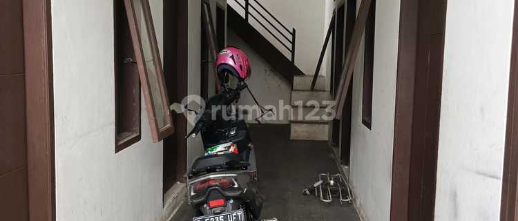 Strategic Boarding House in Cibangkong Near Tsm 1