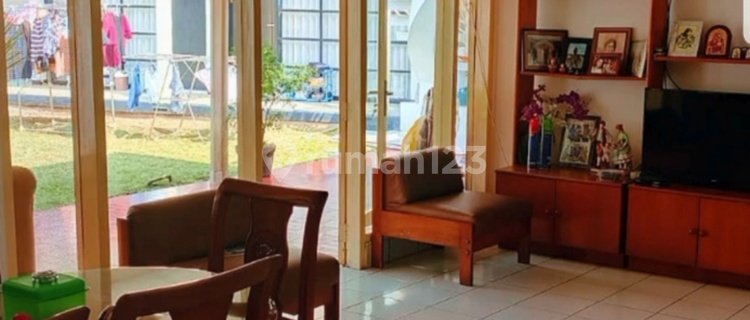 Rumah Belanda dan Kos Kost Heritage C Jl. Cipunagara 1