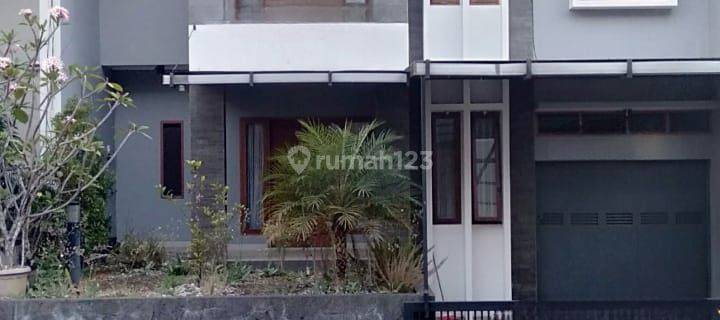 Disewakan Rumah Mewah Siap Huni Di Setra Duta Cemara Bandung 1