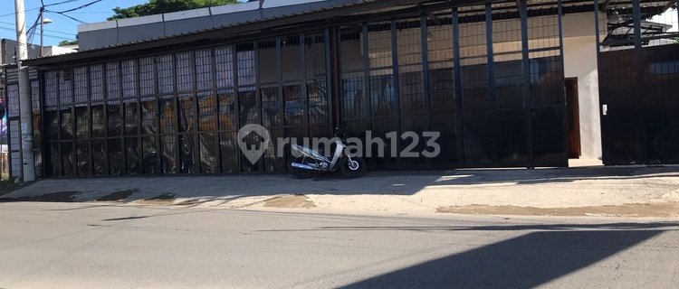 For Sale For Rent Strategic Shop House in Kopo Permai Margahayu Sukamenak Cibaduyut Bandung 1