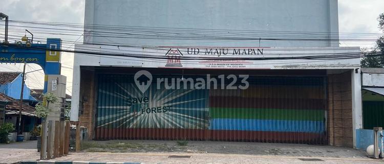 For Sale Via Auction Shop/Warehouse Sooko Mojokerto 1