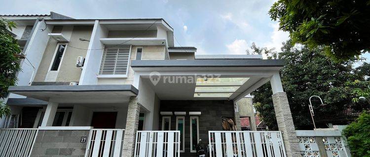 Dijual Rumah 2 Lantai Sudah Renovasi di Gresik Kota SHM 1