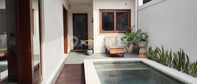 House in Sanur 2 Bedrooms with a Super Beautiful Large Swimming Pool 1