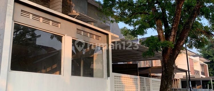 Rumah Sewa Di Griya Loka 1