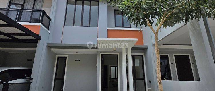 Rumah Baru Casa Jardin Residence Cluster Quin Clover (5×12) 2 Lantai Shm  1