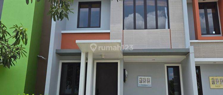 Rumah Baru Casa Jardin Residence Cluster Quin Oleander (6×12) 3 Lantai Shm  1