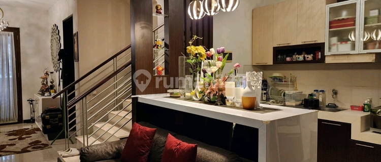 SUNSET HAMPTON BEACH HOUSE READY TO OCCUPY 1