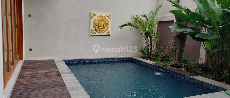 VILLA BARU FULL FURNISH DI PUSAT CANGGU DENGAN VIEW SAWAH 1