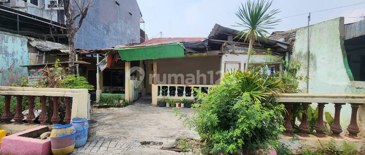Dijual Rumah Lokasi Strategis di Jl. Gergaji Semarang 1