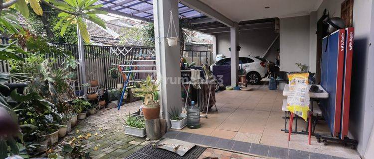 Rumah 2 Lantai Hook Semi Furnish Siap Huni di Griya Loka Bsd 1