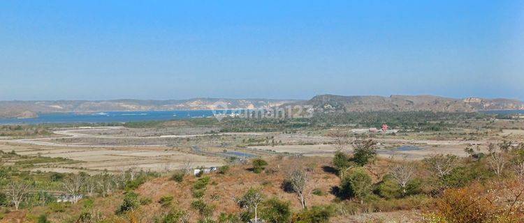 Tanah 780 m² Sbrg Sirkuit Mandalika View Cantik di Lombok 1