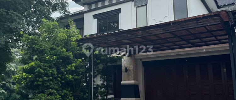 Rumah 2 Lantai Full Furnished Homey di The Green BSD, Tangerang Selatan 1