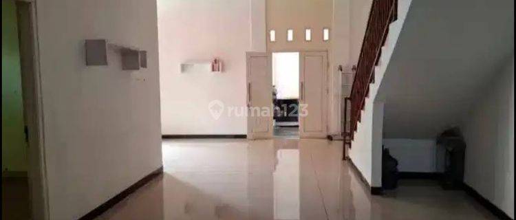 Jual Cepat Rumah 2 Lt di Taman Mutiara Legon 1