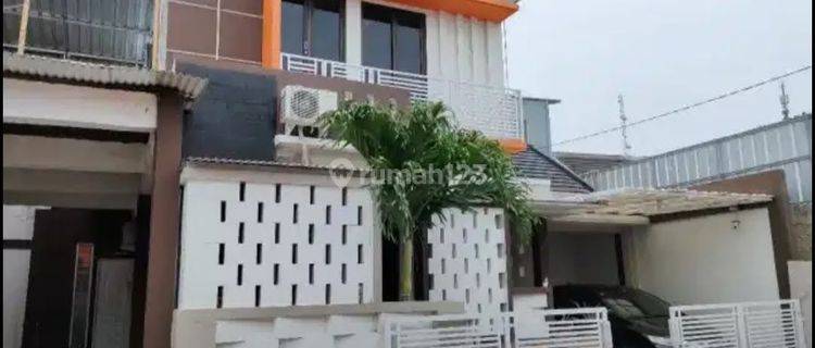 Jual Kost 2 Lt 12 Kamar di Perum Palm Regency Sutawinangun 1