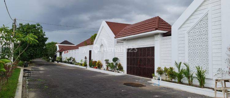 Rumah Mewah di Setrayasa Kedawung, Cirebon 1