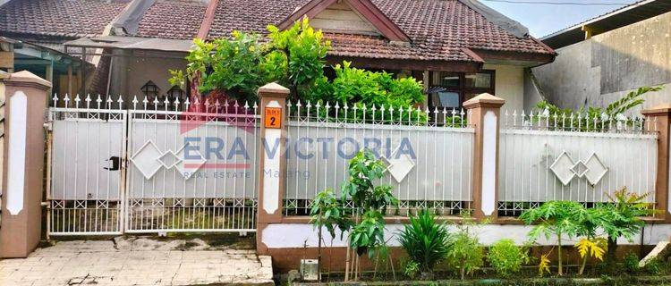 Rumah Dijual Dalam Perumahan Siap Huni Kondisi Bagus 1