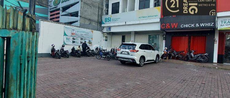 Disewakan Segera Ruko 3,5 Lt Lokasi Ramai Jalan Jatiwaringin 1