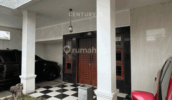 Rumah 2 Lantai Dekat Jalan Besar Di Mega Cinere S7995 1