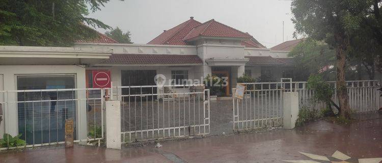 Ruang Usaha 1 Lantai Eks bank di Sidoarjo, Cocok U Komersial, Lokasi Strategis, Kondisi Bagus, Tanah Luas, Harga Nego 1