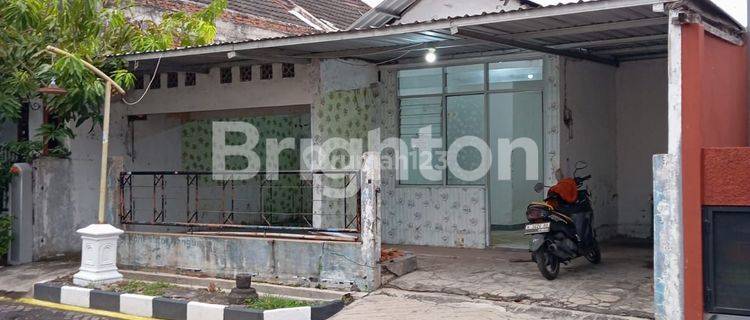 RUMAH LUAS DAN CANTIK PUCANG GADING 1