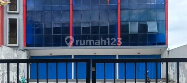 For Rent: Nice Shop House, Very Strategic Location on Jl Raya Curug Bogor 1