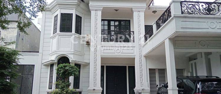 DIJUAL RUMAH SEMI FURNISHED PINGGIR JALAN RAYA DI DELTAMAS 1