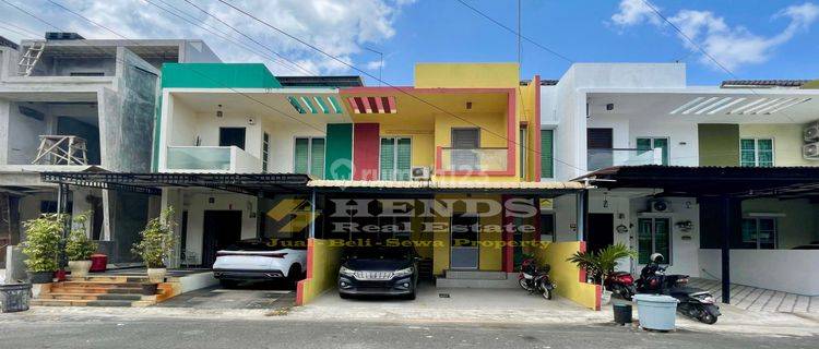 Dijual Rumah 2,5 Lantai Semi Furnished Permata Regency Baloi 1