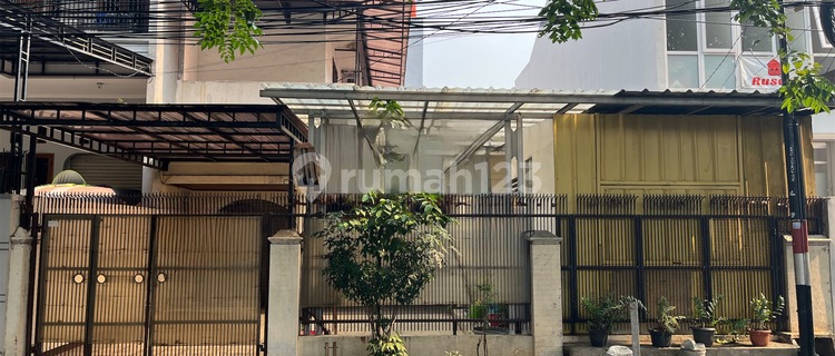 Rumah Di Pinggir Jalan Raya Cocok Untuk Usaha.kost’an.resto Dll 1