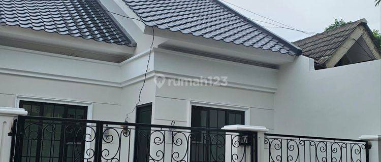 Rumah Siap Huni di Kencana Loka Bsd Dekat Sekolah St John, Stella Maris, Cikal 1