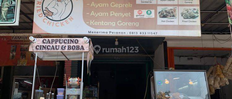 Ruko pinggir jalan di mutiara gading,bekasi Timur, 1