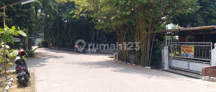 House Needs Total Renovation Unfurnished Certificate Cinere, Depok 1