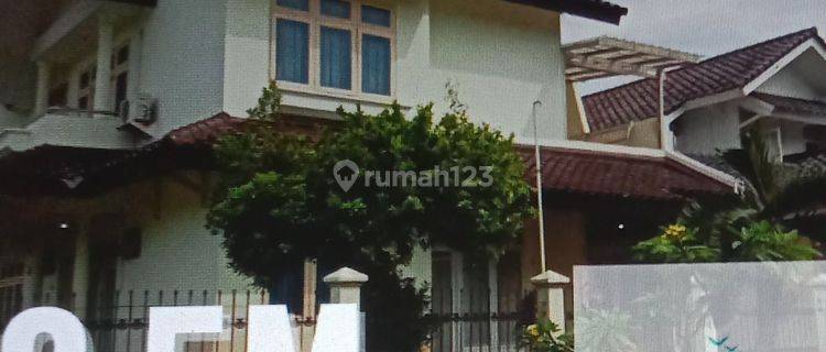 Rumah Rempoa dekat sekali ke 
Bintaro 1