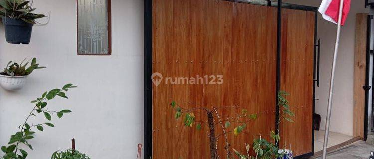 Rumah Deket Kampus Um2,sekolah,rs & Living Plaza Sawojajar Malang 1