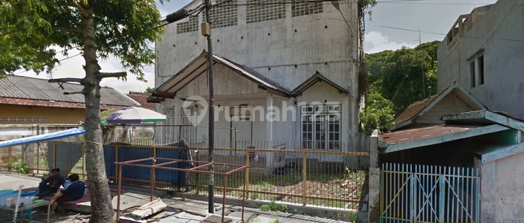 Dijual Ruko Lokasi Tengah Kota di Jl. Sumodarsono Blora 1