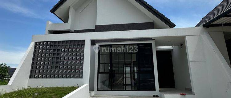 Dijual Rumah Baru di Perum Mewah The Miles Bsb Semarang 1