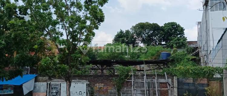 Dijual Gudang Bebas Banjir Lokasi Jl. Wr. Supratman Semarang 1