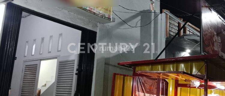 Rumah Jalan Utama Perumahan Persada Banten 1