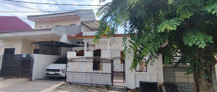 Rumah 2 Lantai 4+1KT di Tangerang Kota, Tangerang 1