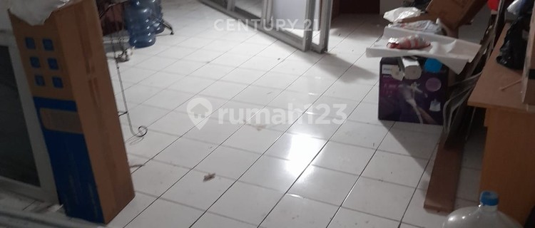 Ruko 3 Lantai Korem Royal Cocok Untuk Usaha 1
