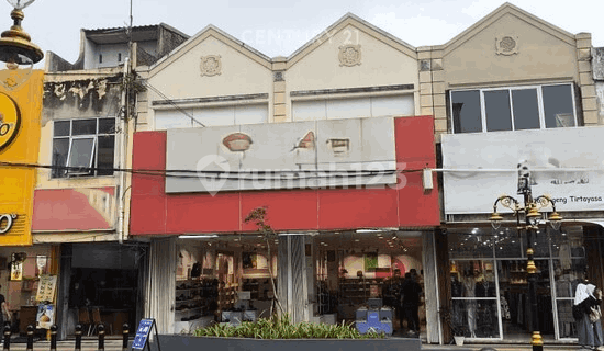 2 Two-Story Shop Houses in Royal Cimuncang, Suitable for Business 1