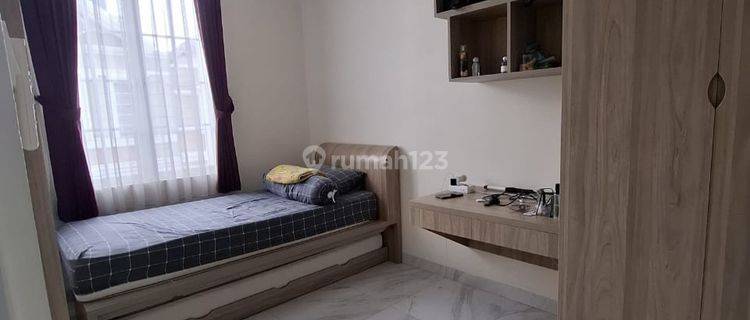  Dijual Rumah Amarillo Village Di Gading Serpong Furnished 1