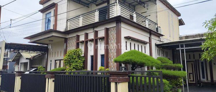 Rumah 2 Lantai Dekat Rumah Sakit Kota Pontianak Di Jl Karet, Pontianak Barat 1