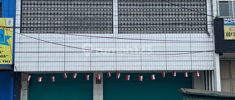 Price Drop for Ready-to-Use Rendeng Mainroad Lembang Shophouse 1