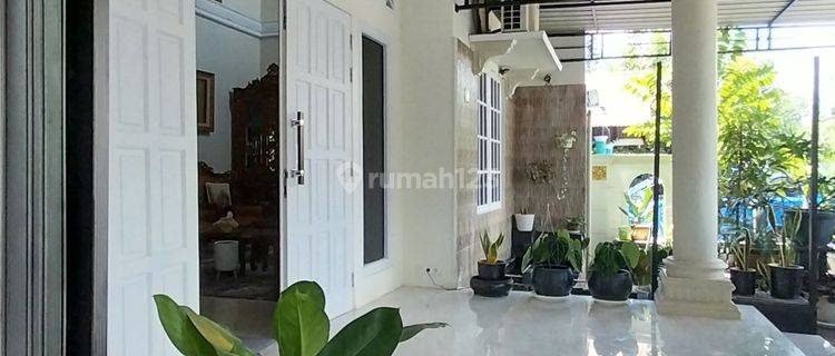 Rumah Mewah 2 Lantai Second Sangat Terawat 1