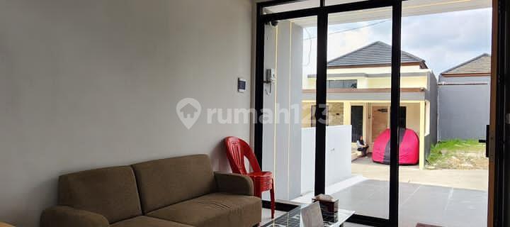 For Sale: Ready-to-Occupy Minimalist Neat House in Rowosari, Tembalang 1