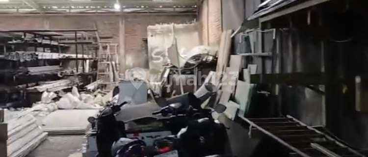 Warehouse for Rent, Ready to Use on Syuhada Raya, Pedurungan. 1