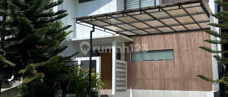 Dijual Elite Rumah 2 Lantai di Bsb Naraya, Semarang 1